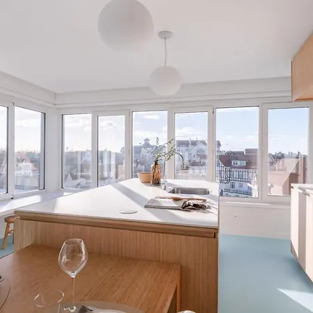 Huswell - Beautiful With Stunning View Daire De Haan
